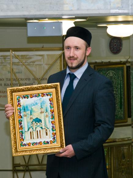 Подарок мечети Кул Шариф в лице Рустема Хазрата от Флеры Даминовой